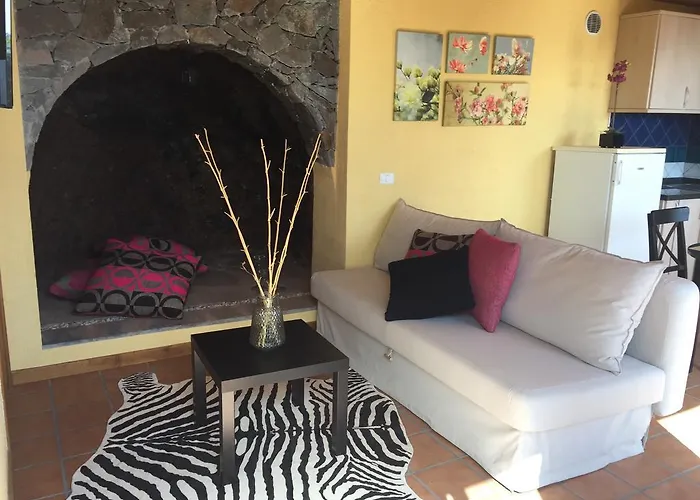 Casa Reyes